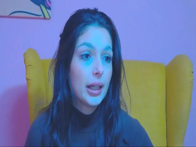 Live sex webcam photo for NicoleDivine #272268427