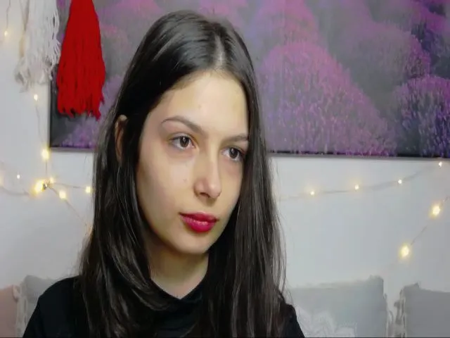 Live sex webcam photo for NicoleDivine #272639999