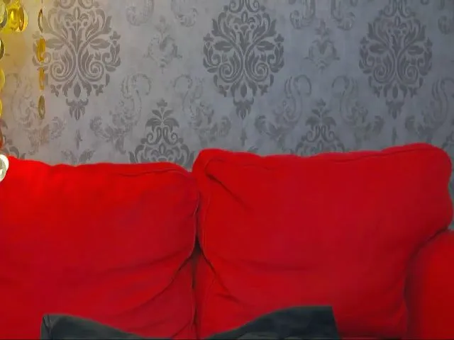 Live sex webcam photo for NicoleDivine #274461615