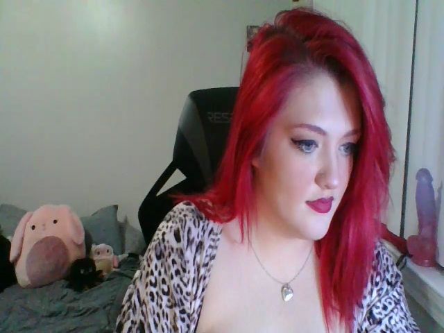 Live sex webcam photo for NicoleRoseyJJ #272751082