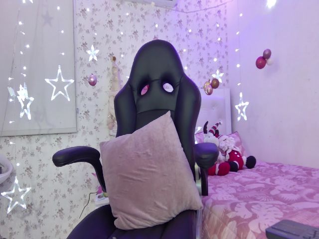 Live sex webcam photo for Nicollxteen #271851955