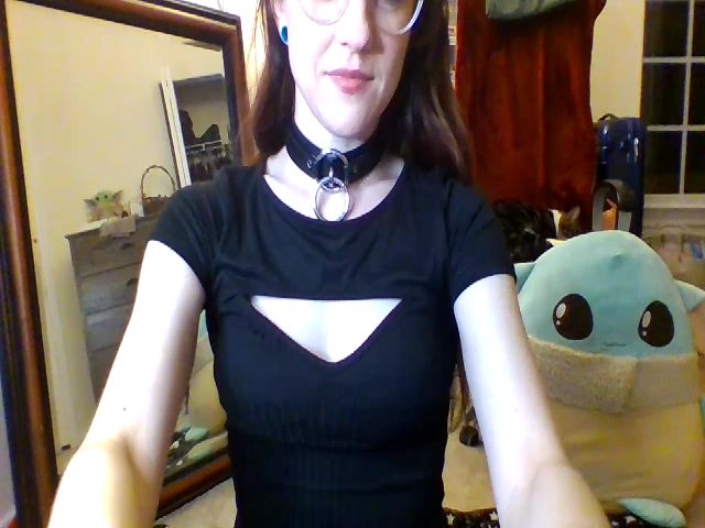 Live sex webcam photo for NightNymph666 #271742378