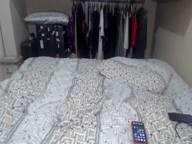Live sex webcam photo for Nijuuyonjikan #272341423