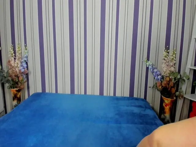 Live sex webcam photo for NikaRysa #274059538