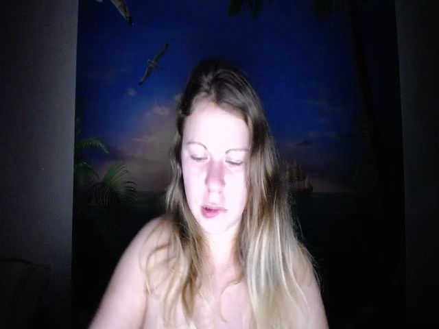 Live sex webcam photo for Nika_mmm #271915498