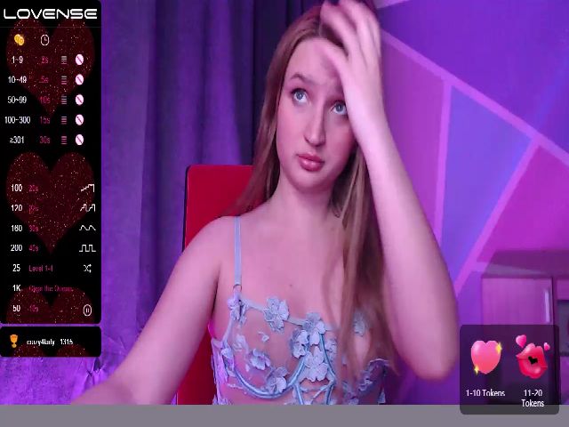 Live sex webcam photo for Nikaking22 #273341649