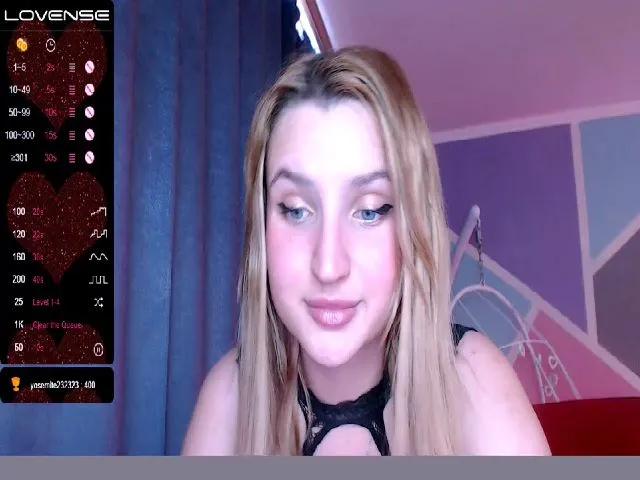 Live sex webcam photo for Nikaking22 #273646490