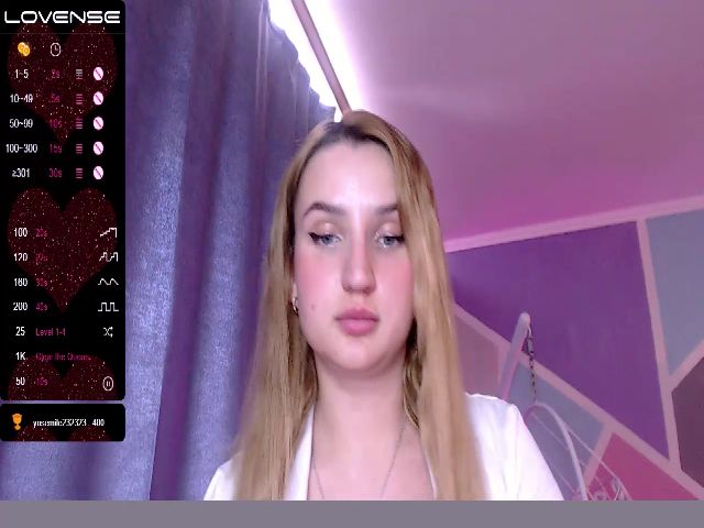 Live sex webcam photo for Nikaking22 #273652709