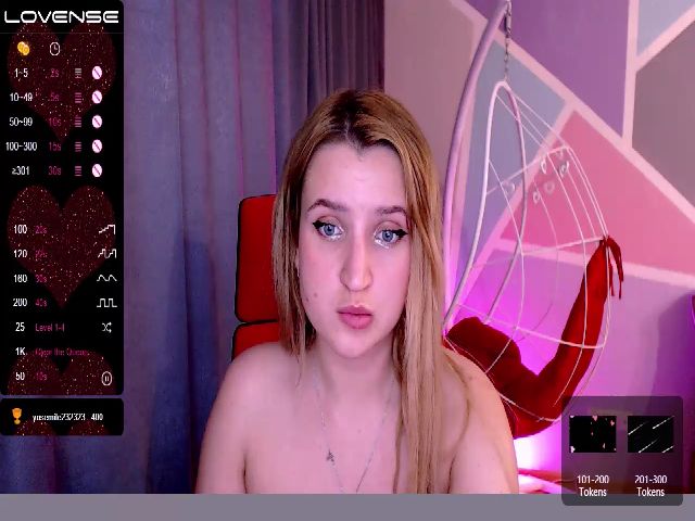 Live sex webcam photo for Nikaking22 #273655013