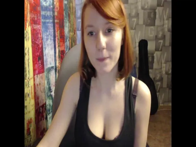 Live sex webcam photo for NikiFoks18 #272473395