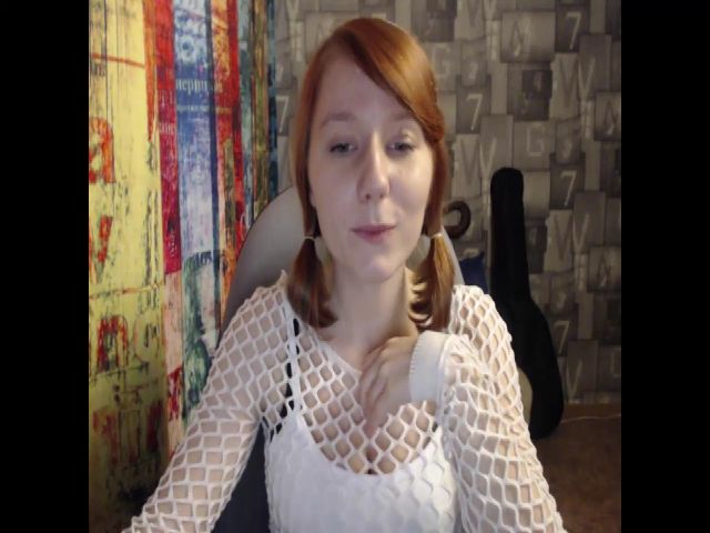 Live sex webcam photo for NikiFoks18 #272615205