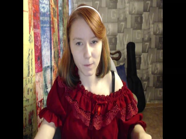 Live sex webcam photo for NikiFoks18 #272660011