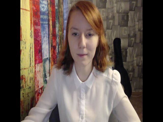 Live sex webcam photo for NikiFoks18 #272718492