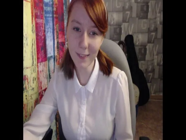 Live sex webcam photo for NikiFoks18 #273089344