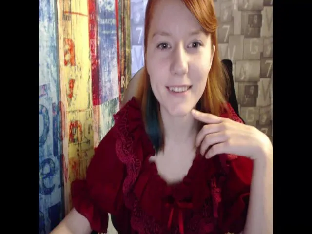 Live sex webcam photo for NikiFoks18 #273103992