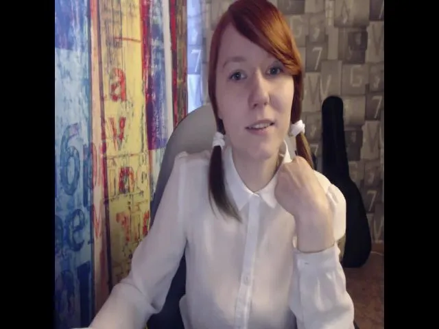 Live sex webcam photo for NikiFoks18 #273157621