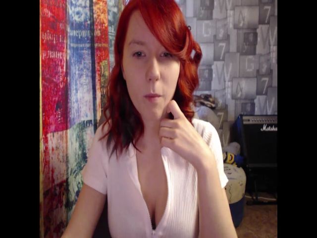 Live sex webcam photo for NikiFoks18 #273894466