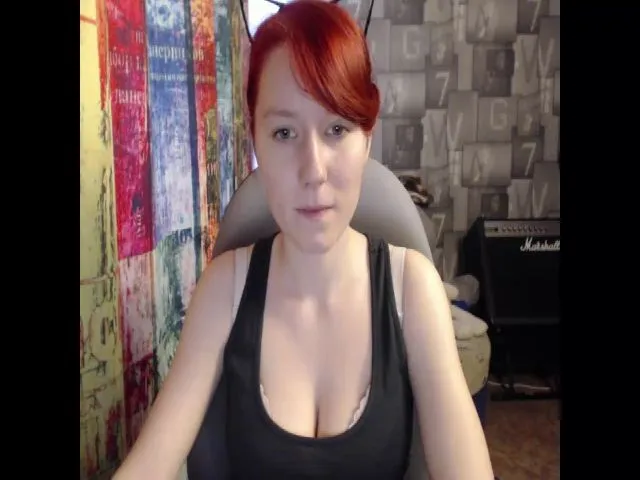 Live sex webcam photo for NikiFoks18 #273939239