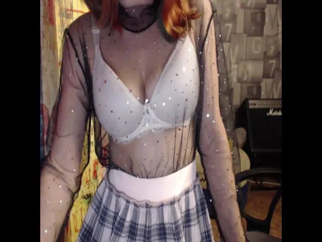 Live sex webcam photo for NikiFoks18 #274205456