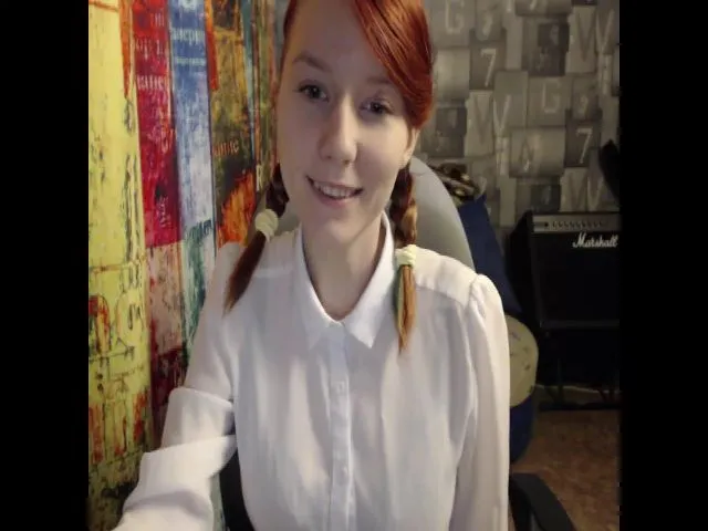 Live sex webcam photo for NikiFoks18 #274992249