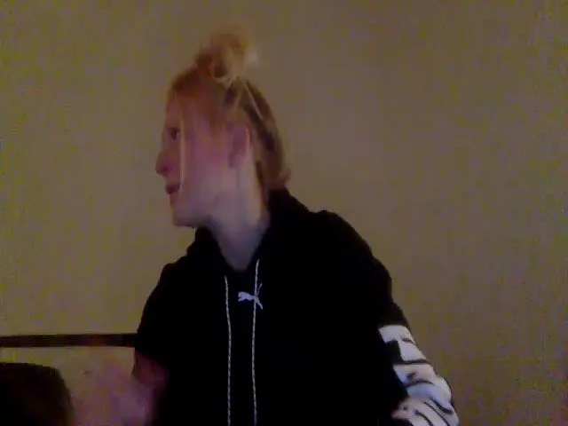 Live sex webcam photo for NikiaRoza #272119050