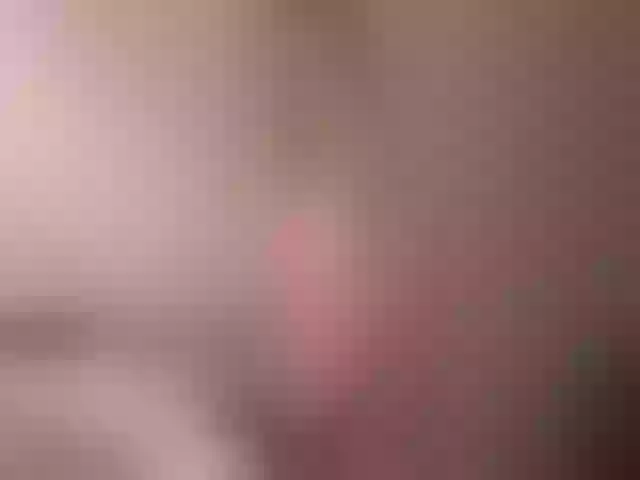 Live sex webcam photo for NikiaRoza #272984341