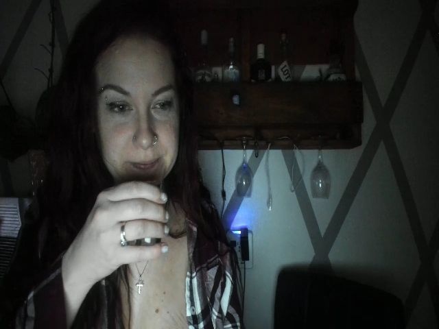 Live sex webcam photo for Nikibutterfly #272721523