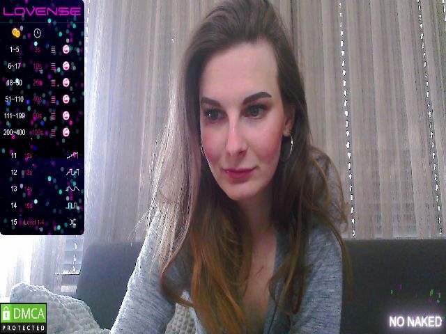 Live sex webcam photo for NikimiRose #273137598