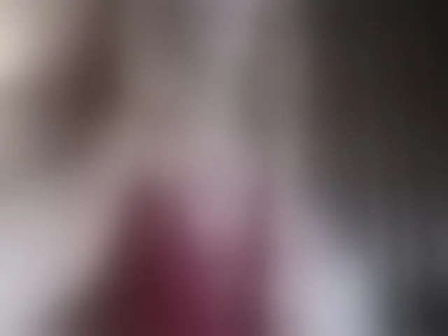 Live sex webcam photo for NikkiDawson #272395316