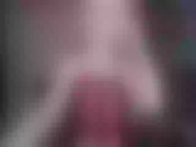 Live sex webcam photo for NikkiDawson #272607911