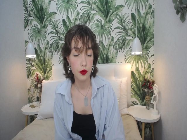 Live sex webcam photo for NikkiFlex #274055286