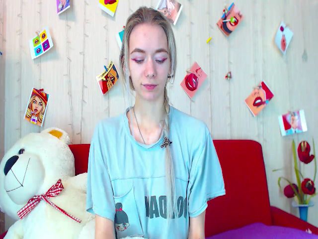 Live sex webcam photo for Nikki_Taylor_ #272249053