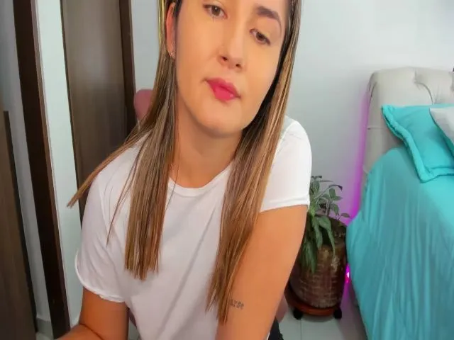 Live sex webcam photo for Nikki_lanz #272481630