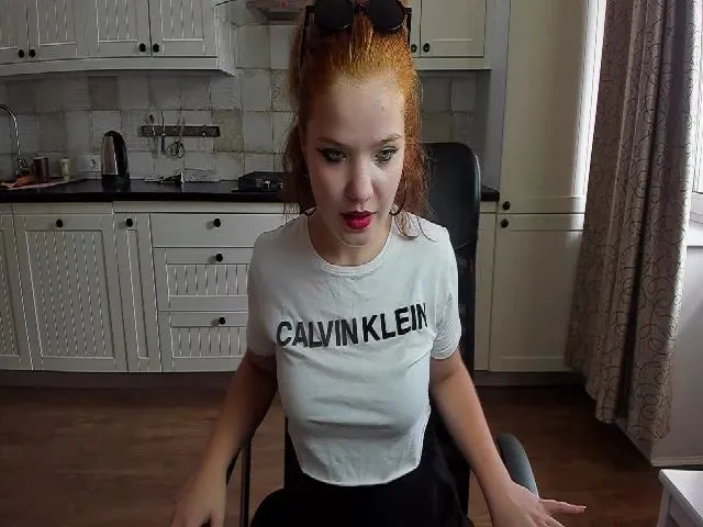 Live sex webcam photo for NikollCutee #274542455