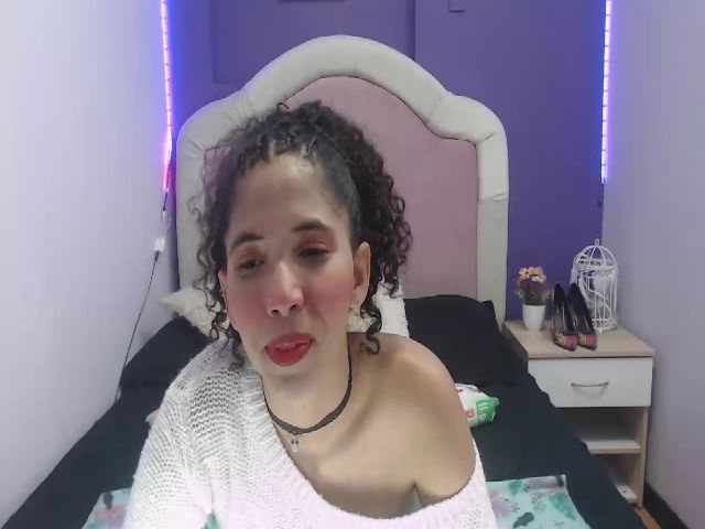 Live sex webcam photo for Nikydowsom #272399094