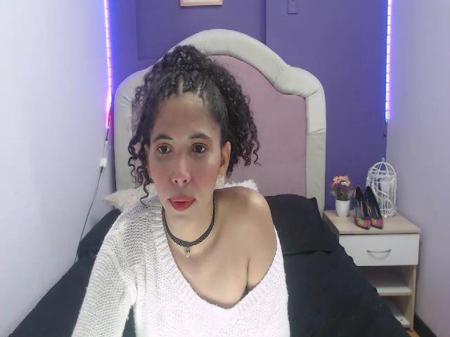Live sex webcam photo for Nikydowsom #272399290