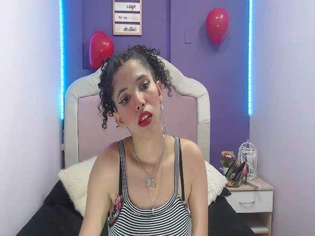 Live sex webcam photo for Nikydowsom #272461630