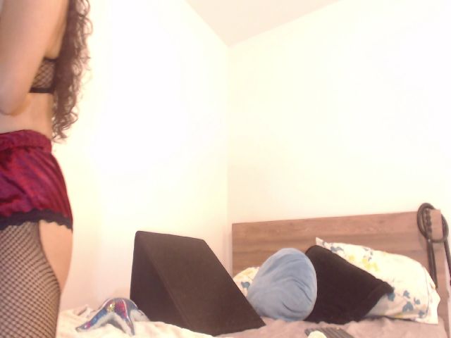 Live sex webcam photo for Nina_Doux #273208228