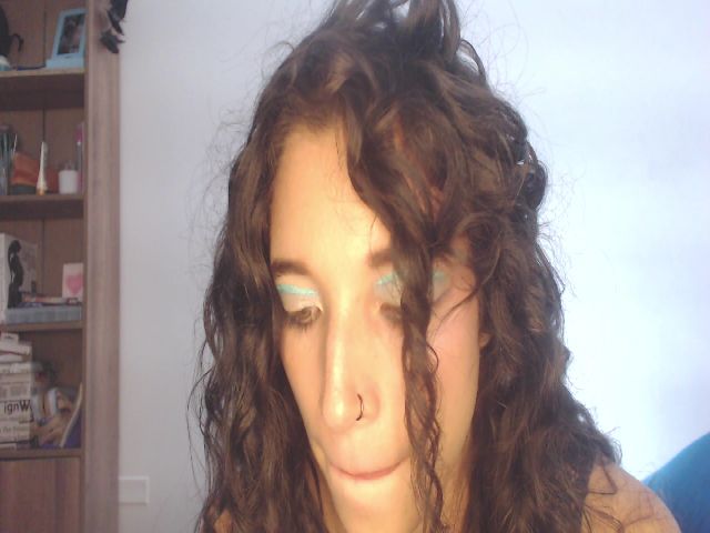Live sex webcam photo for Nina_Doux #274539847