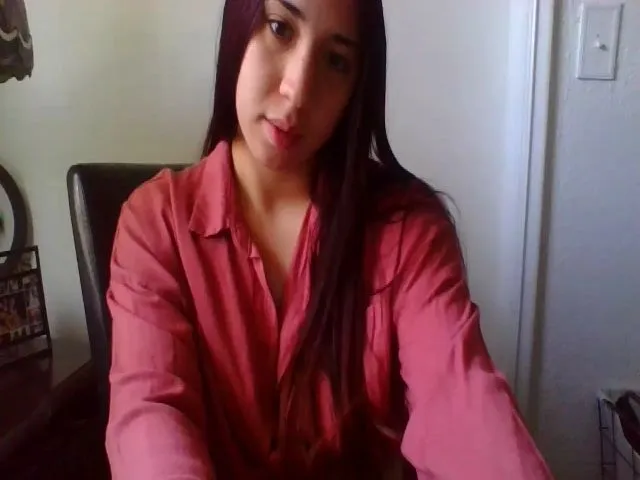 Live sex webcam photo for Nina_lovez #273064938