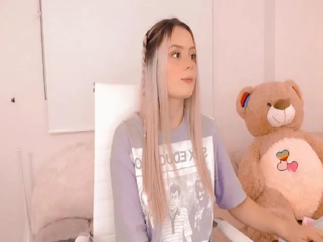 Live sex webcam photo for Ninavolkov #272381223