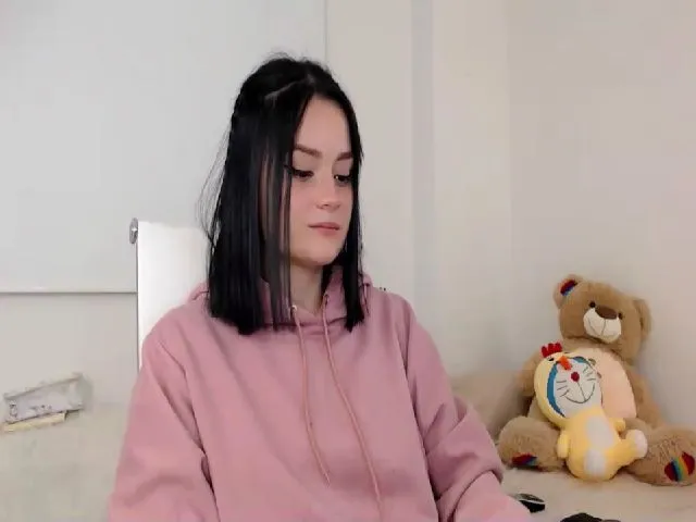 Live sex webcam photo for Ninavolkov #272739340