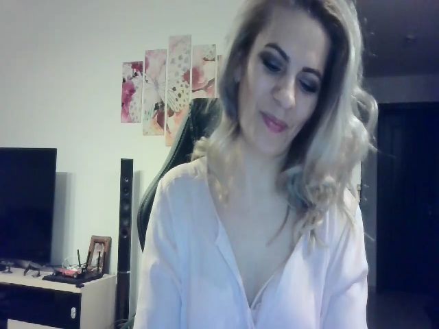 Live sex webcam photo for NlGHT_WlSH #272155067