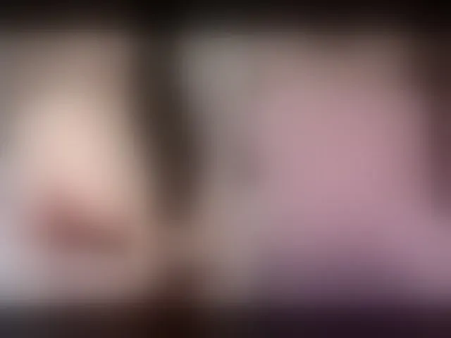 Live sex webcam photo for NoemiStar #273405640