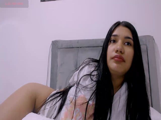 Live sex webcam photo for Noha_24_ #272919678