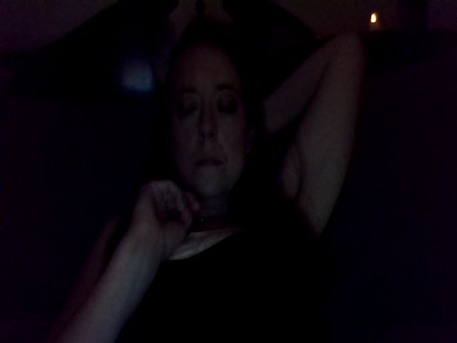 Live sex webcam photo for NonaRouge #273038886