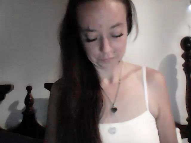 Live sex webcam photo for NonaRouge #274491702