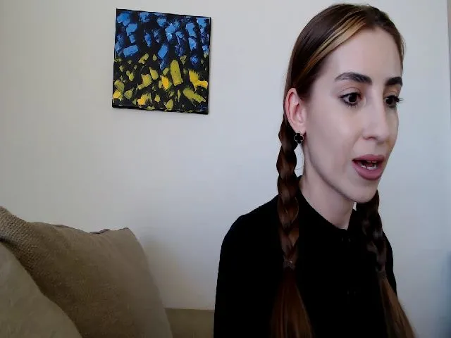 Live sex webcam photo for Nora_Sweet #273117584
