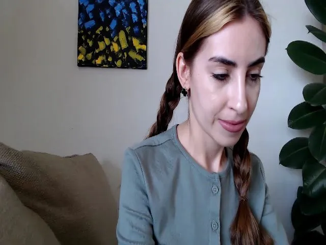 Live sex webcam photo for Nora_Sweet #273169863