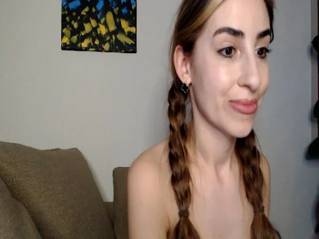 Live sex webcam photo for Nora_Sweet #273300139